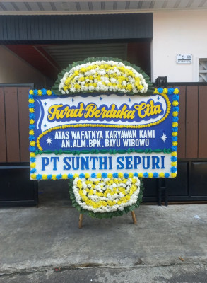 Papan Bunga Duka di Salahutu